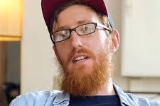 “Choáng” với nhân viên văn phòng nói được 9 ngoại ngữ